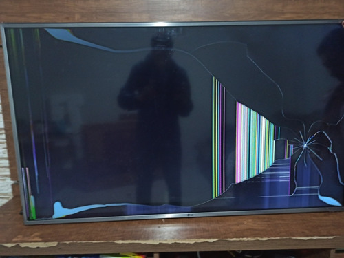 Imagem 1 de 3 de Smart Tv 4k Led 50 LG