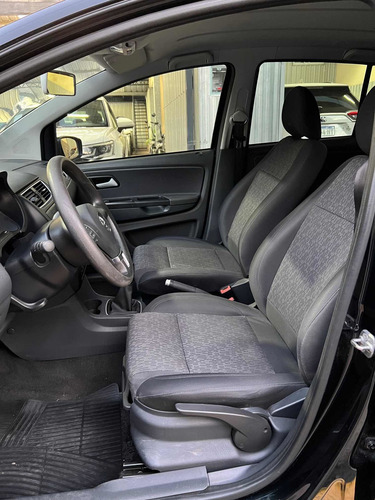 Imagen 10 de 16 de Volkswagen Fox 1.6 Trendline 5ptas /// 2013 - 88.000km
