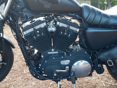 Harley Davidson Iron 883