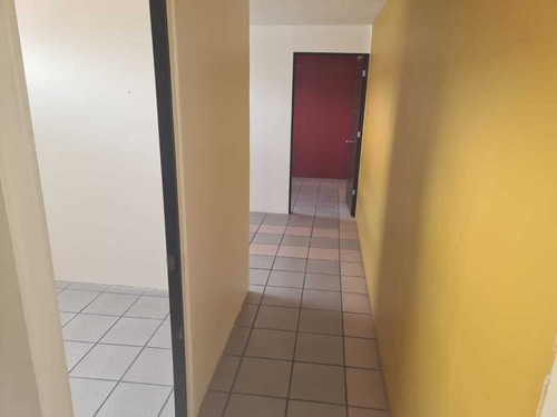 Vendo Piso Comercial En Col Morelos. Toluca, Mex