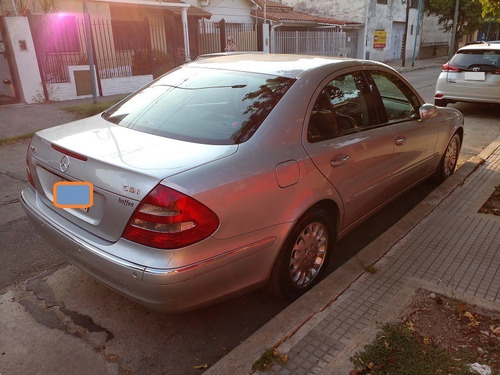 Imagen 2 de 21 de Mercedes Benz Clase E E270 Cdi Elegance At 4p Gris 2003