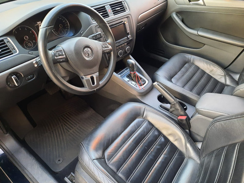 Volkswagen Vento 2.0 Sportline Tsi 200cv Bi-xenon Dsg