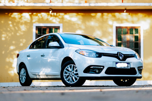 Renault Fluence 2.0 Dynamique Plus X-tronic Hi-flex 4p