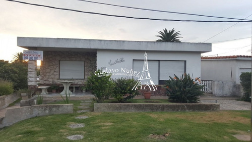 Casa En Piriã¡polis, 3 Dormitorios *- Ref: 2872