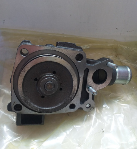 Bomba De Agua Iveco Turbo Daily 2.5l / 2.8l