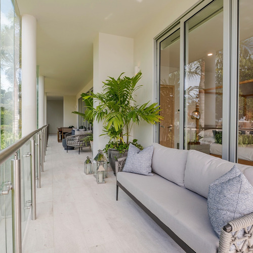 Departamento En Venta En Cancún, Sls Bahia Beach, Amplias Recamaras Con Lujo