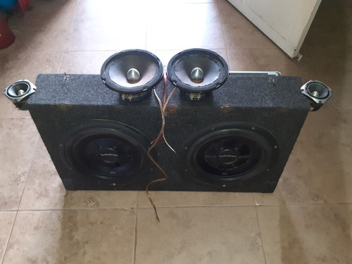 Imagen 1 de 5 de Cajón De Sonido Para Carro Pickup