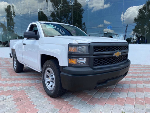 Imagen 2 de 12 de Chevrolet Silverado 2015 4.3 1500 Cab Reg V6/ Man At