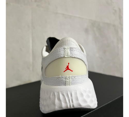 Jordan Delta 3 Low 24cm (Usado)
