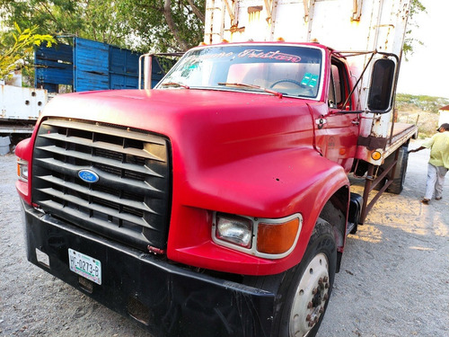 Imagen 1 de 8 de Camion Rabon