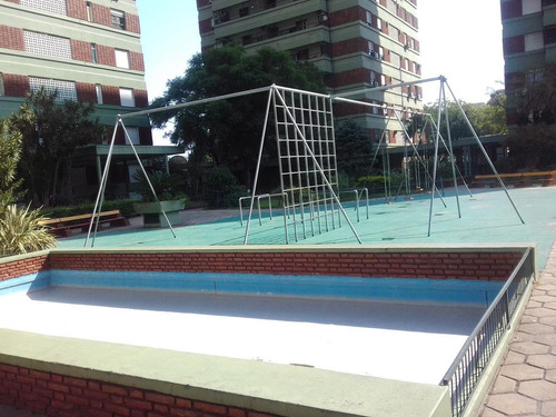 Imagen 12 de 15 de Dto - Villa Urquiza 3 Amb Con Balcon Corrido Y Cochera Fija Cubierta Sector Comun Con Juegos