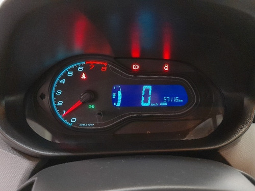 Imagem 7 de 10 de Chevrolet Onix 1.0 Mpfi Lt 8v