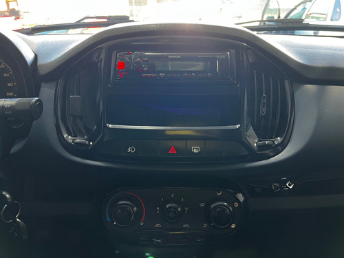 Fiat Uno 1.0 Attractive Flex 5p