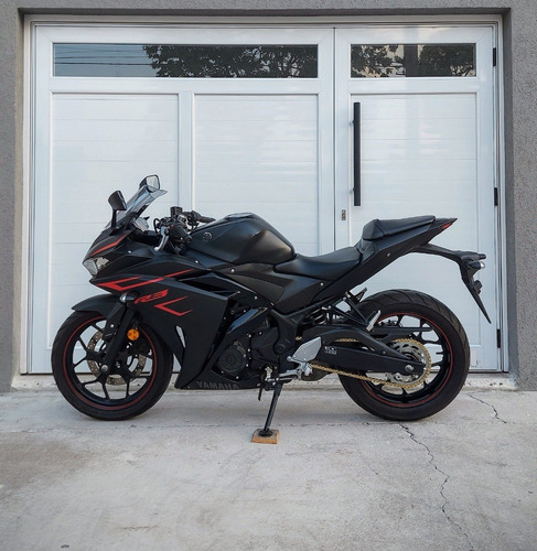 Yamaha R3