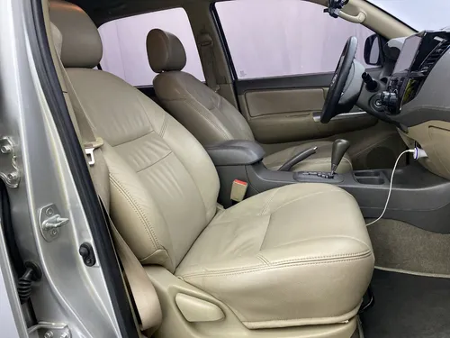 Toyota Fortuner 2.7 Urbana 4x2