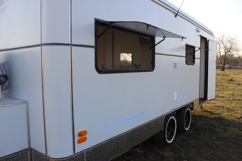 Imagen 9 de 25 de Casa Rodante Modelo Americano De 5,50mt Homologada