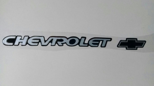 Emblema Chevrolet S10 1999/2004 Puerta Trasera + Cruz