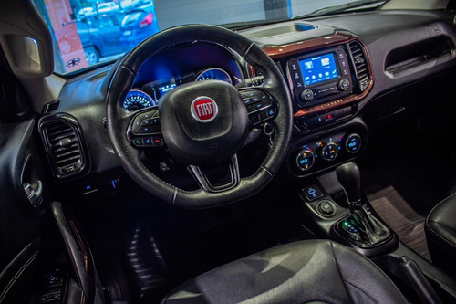 Imagen 10 de 15 de Fiat Toro Freedom 1.8 4x2 At 44.000km 2019 Gris