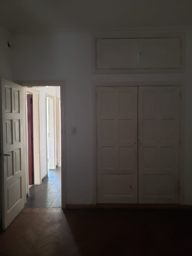 Ph Interno En Venta En Casco Urbano De La Plata.