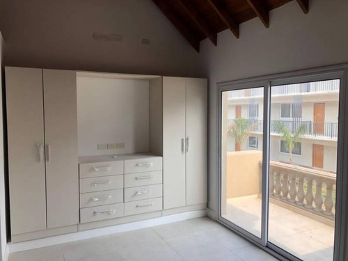 Imagen 11 de 15 de Casa En Venta En Saravi Village Pilar, G.b.a. Zona Norte
