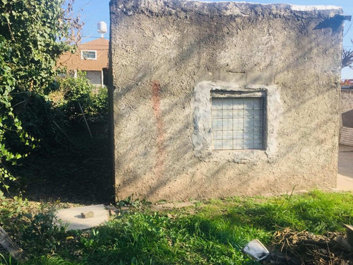 Imagen 2 de 11 de Venta Lote Terreno Con Casa A Refaccionar Merlo