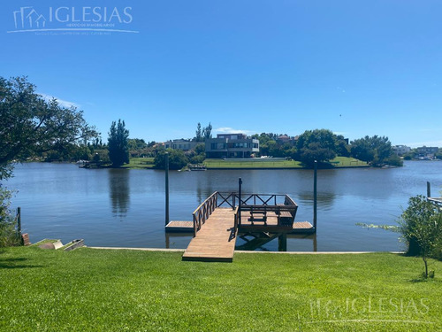 No Te Pierdas Esta Hermosa Casa Al Río En Santa Catalina...........única !!!!!!!!