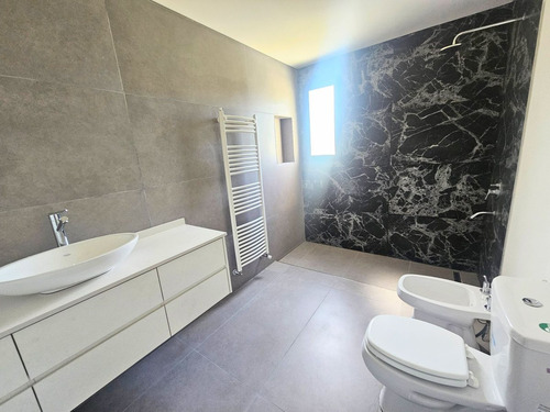 Casa Venta 4 Ambientes Everlinks Lujan Con Piscina