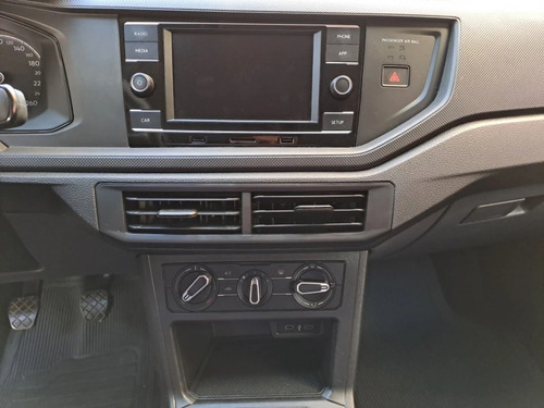 Volkswagen Pólo MPI (Flex)