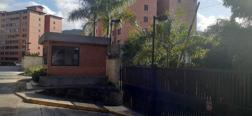 Imagen 2 de 12 de Colinas De Parque Caiza