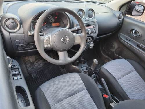 Imagem 9 de 11 de Nissan March 1.0 S 16v Flex 4p Manual