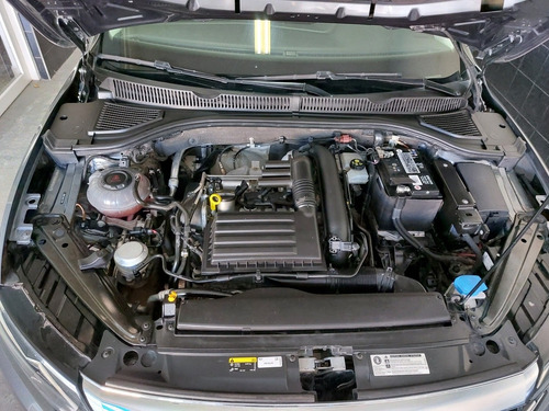 Imagen 2 de 6 de Volkswagen Vento 2019 1.4 Comfortline 150cv At