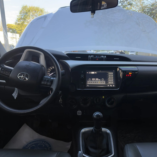 Toyota Hilux 2.4l