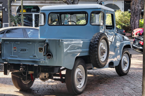 Jeep Ika
