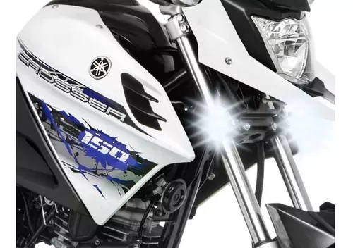 Yamaha Crosser 2023 tem farol de LED e mais novidades