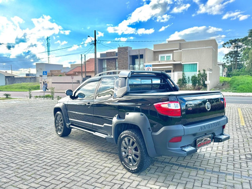 Fiat Strada 1.8 16v Adventure Cab. Dupla Flex 3p