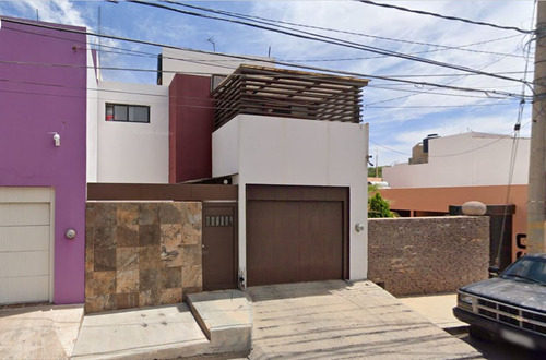 Casa En Venta En Lomas De Bernárdez, Guadalupe, Zacatecas, St08