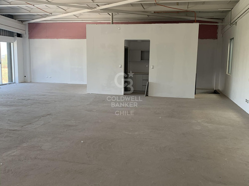 Bodega 670 M2 200 Oficinas