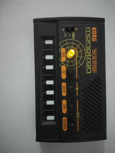 Sintetizador analógico Korg Monotron Delay