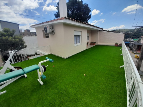 Dos Departamentos Amueblados Recién Remodelados, Con Pileta Y Terraza. Ideal Inversor O Vivienda