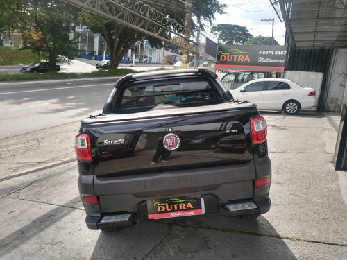 Imagem 9 de 15 de Fiat Strada 1.8 Mpi Adventure Cd 16v Flex 3p Manual