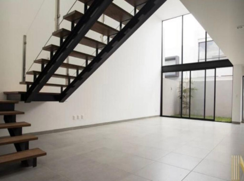 Imagen 2 de 14 de Casa En Venta Lomas Del Molino 2