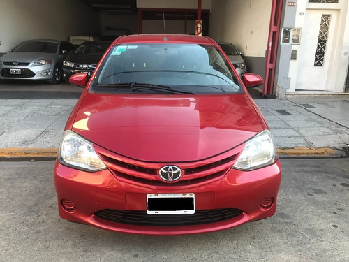 Toyota Etios 1.5 Sedan Xs 2015