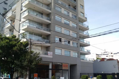 Departamento  Centrico  3 Amb C/ Cochera Doble  En Venta En Ramos Mejia Sur