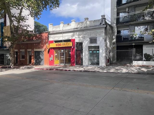 Local En Alquiler Sobre Av. Rivera