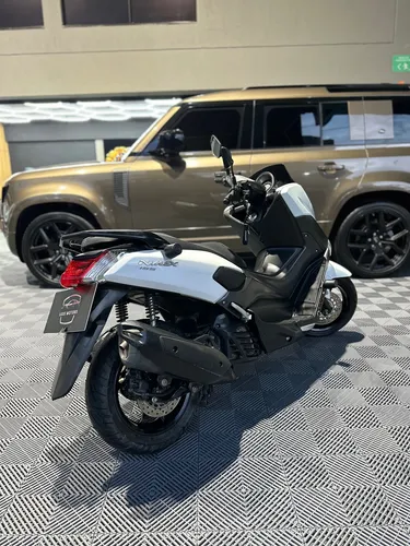 Yamaha N-max 2022