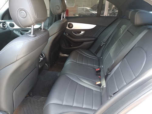 Imagen 9 de 12 de Mercedes-benz Clase C C300 Amg Line