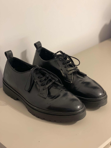 Zapato Negro De Zara Talle 44