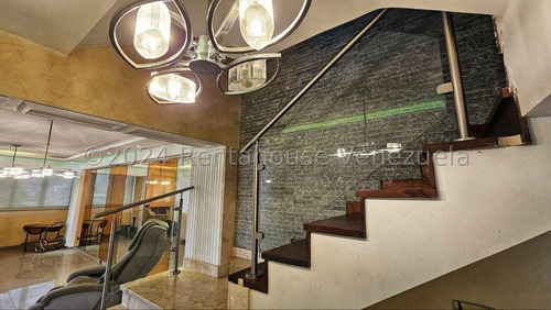 Pent-house En Venta En Los Rosales Rvz