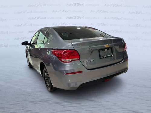 Imagen 4 de 15 de Chevrolet Cavalier 2020 4p Ls L4/1.5 Man (a)