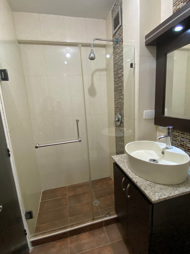 Imagen 9 de 15 de Vendo Hermoso Apartamento, Listo Para Habitar.